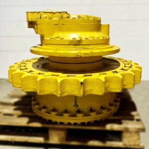 Végáttétel komatsu pc650-1