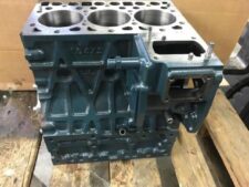 Kubota D1703 motorblokk