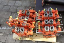 Hidraulikus elosztó Hitachi Zaxis 225-11 kotrógéphez