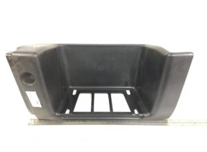 Műanyag bal oldali kis lépcsőlap, volvo 8141003-15