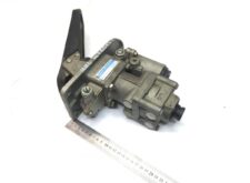 Fő fékszelep pedállal Volvo-hoz, kód 3028742-158810-1518811R-12