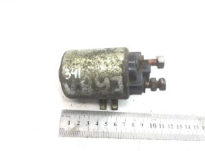 Volvo 1577376 1088170 használt feszültségrelé