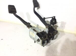 Kuplung- és fékpedál scania 1428690 1428665 1726423 1428667 1483865 2388629 1435680 1731241 1548492