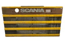 Scania első rács sárga csíkokkal, hatszög hálóval
