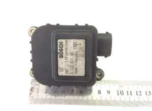 Bosch 0 132 801 141, 24v, malaysia gyártmányú szárnyállás vezérlő egység