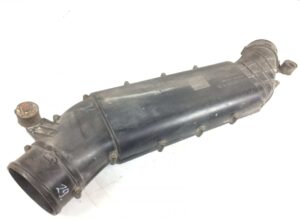 Légbeszívó cső légszűrőtől turbóhoz mercedes a6285201702