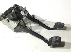 Kuplung/fékpedál scania panellel 1428690, 1428665, 1726423, 1428667, 1483865, 2388629, 1435680, 1731241, 1548492