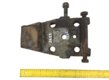 Bal oldali lamellás rugóállító tartó, másodlagos tengely, Scania 1385327