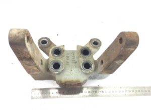 Bal oldali vonócsapszeg tartó daf 1309419 12 – használt autóalkatrész