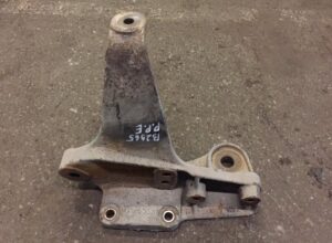 Támogatás kuplungrúd első tengely jobb man 8143633088
