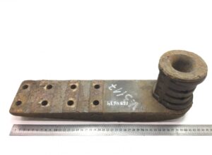 Tartó stabilizátor rúd hajtott tengely bal alsó volvo 1628059
