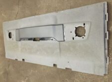 Volvo hátsó kabin falpanel – Kódok: 82284528, 82441185, 82056016