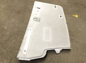 Bal oldali kabin falpanel volvo 20382721 20854628 276288-11