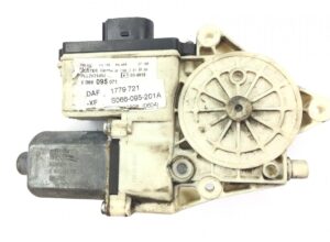 Motor szabályzó bal oldali üveg daf 1779721 s066-095-201a