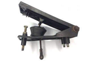 Gyorsítópedál volvo kód 6850580