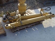 Forgatómotor és reduktor Caterpillar 317-hez