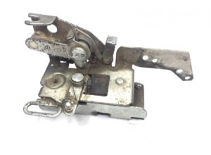 Jobb ajtózár volvo (kódok: 20588326, 21261275, 21505894, 3175724, 24427401, 20922539)