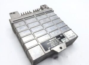 Váltóvezérlő egység ecu bosch zf 0 501 211 685 volvo gépekhez