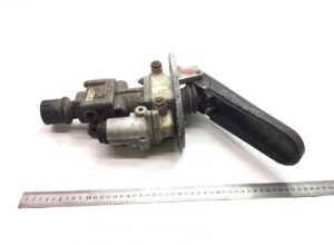 Volvo 3028742 fő fékszelep pedállal 158810 1518811r