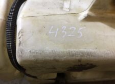 Vas a Renault szélvédőmosóhoz, kód 4325
