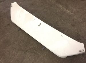 Spoiler a volvo kabin tetőre, fehér, kód 1063961-8191565-11