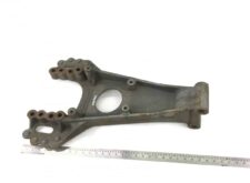 Jobb oldali DAF 1352000 nyomatékrúd tengely motor tartó