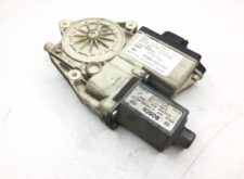 Motor ablakemelő jobb DAF Bosch 0130821767