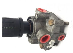 Volvo fék gyorsító szelep 3173150, 85003978, 1082666, 3173824, 42125234, 41031426, 1340470, 1505410, 1238474, 1238501, 1342511, 1313871, 1305026, 1340470r, 1519331