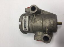 Knorr-Bremse Scania légnyomás-szabályzó 2250738 475944-26