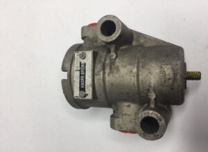 Knorr-bremse scania légnyomás-szabályzó 2250738 475944-26