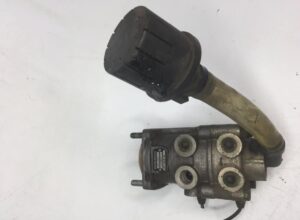 Volvo főfékszelep – kód 1075765