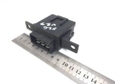 Volvo 1622107/1619944/1594173 Ablaktörlő motor relé