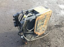 AdBlue tartály Renault 7420856473 / 20856473 / 7420856464 / 20856464 – Uzat