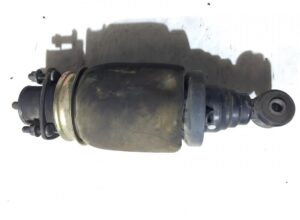 Pneumatikus fülke jobb hátsó ív scania 1434380 1343100