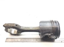 Dugattyú hajtórúddal MAN teherautóhoz 51025006219