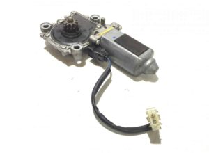 Jobb oldali ablakemelő motor scania 2303355