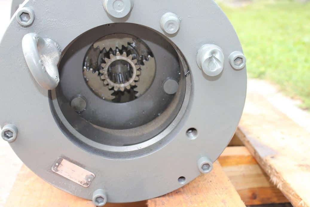 Fordítóegység Liebherr R916 kotrógéphez