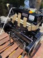 Yanmar 4TNE98 dízelmotor, 4 hengeres