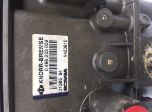 Ebs szelep jobb első tengely scania 1423910