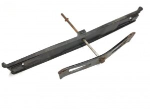 A9415410426 a9415410226 mercedes akkumulátor rögzítő keret