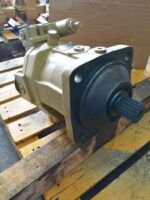 Rexroth A6VM107HD1 hidraulikus szivattyú