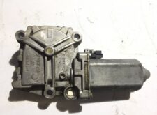 Ablakemelő motor jobb Scania Siemens 403.800.550.07