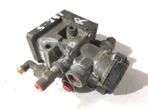 Ebs szelep bal első tengelyhez scania – kódok: 1442935, 1754939, 1773676, 1857012, 1879275