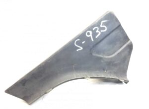 Műanyag fedél kabin és bal hátsó sárvédő között, scania – 1364665