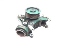 Volvo motorhűtő vízszivattyú 20833355 20834409 20997647 21417491 85003894 7420834409 7420997650
