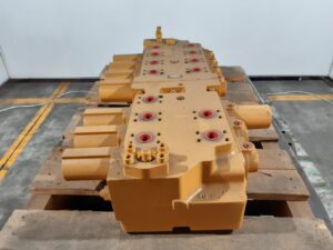 Liebherr hidraulikus elosztó r954 kotrógéphez