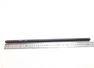 Hosszú fém rúd 40 cm-es jelöléssel
