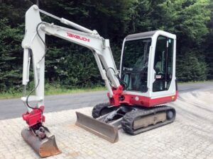 Takeuchi minikotró alkatrészek