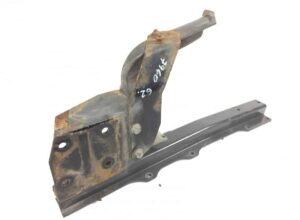 Jobb hátsó fülketartó mercedes a9733171340 / a9578900631 / a9703171340