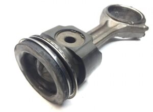 Dugattyú hajtórúddal volvo fh d16g – kód 20898595